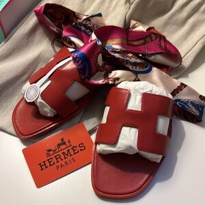 NWT Hermes Oran Sandals Size 41